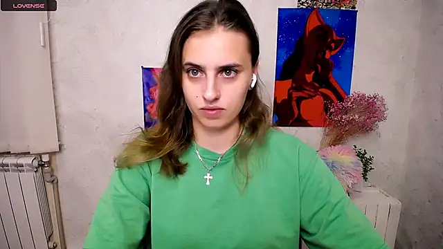 AmandaDimond  online show from September 20, 2025, 1:05 pm