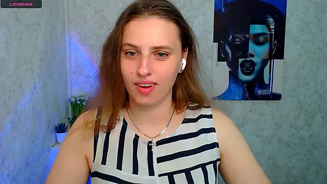 Snapshot of AmandaDimond_ chatting on May 13, 2026, 11:06 am AmandaDimond online show from May 13, 2026, 11:06 am