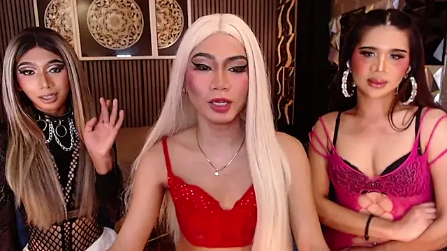 BigCockMaxineTS online show from June 29, 2026, 1:11 pm