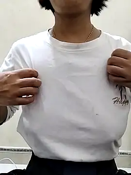 love sexy090 online show from November 30, 2025, 11:49 pm