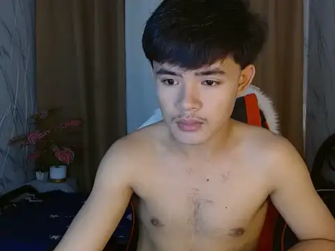 YourNaughtyTwink 69 online show from April 27, 2026, 12:03 pm