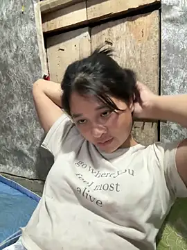 Linbi135 online show from May 5, 2026, 2:53 pm