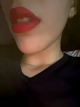 Snapshot of Mimisixo chatting on October 2, 2025, 6:33 pm Mimisixo online show from October 2, 2025, 6:33 pm