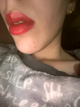 Snapshot of Mimisixo chatting on November 14, 2025, 5:05 pm Mimisixo online show from November 14, 2025, 5:05 pm