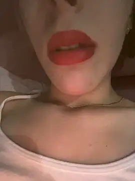 Snapshot of Mimisixo chatting on September 10, 2025, 10:53 pm Mimisixo online show from September 10, 2025, 10:53 pm