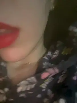 Snapshot of Mimisixo chatting on November 2, 2025, 3:17 pm Mimisixo online show from November 2, 2025, 3:17 pm