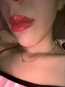 Snapshot of Mimisixo chatting on October 3, 2025, 9:05 pm Mimisixo online show from October 3, 2025, 9:05 pm