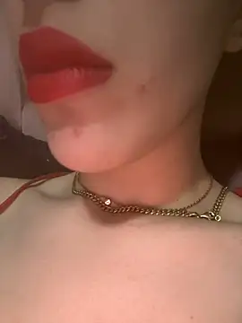 Mimisixo online show from May 20, 2026, 3:53 pm