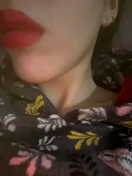 Snapshot of Mimisixo chatting on November 24, 2025, 6:08 pm Mimisixo online show from November 24, 2025, 6:08 pm