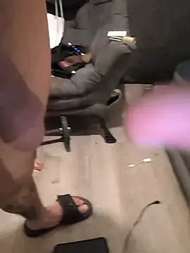 Cnutt310 online show from December 16, 2025, 5:55 am