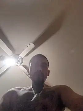 Cnutt310 online show from April 23, 2026, 1:56 am