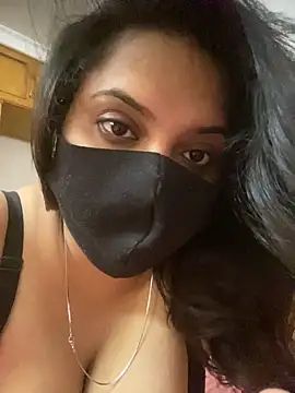 Snapshot of Momita-1 chatting on September 9, 2025, 12:14 pm Momita-1 online show from September 9, 2025, 12:14 pm