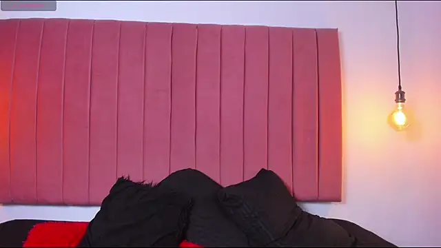 Snapshot of ana_foxi chatting on November 25, 2025, 7:36 pm ana foxi online show from November 25, 2025, 7:36 pm