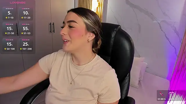 KYLIE JONES6 online show from October 11, 2025, 2:56 am