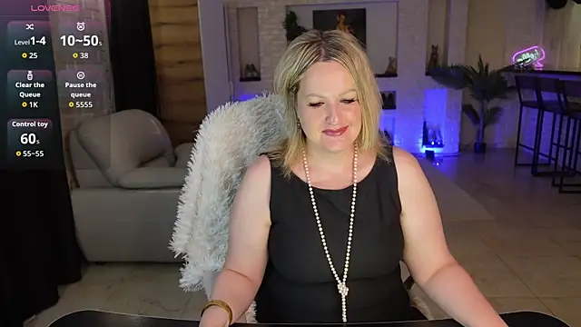 MariemLui online show from July 10, 2026, 2:28 pm