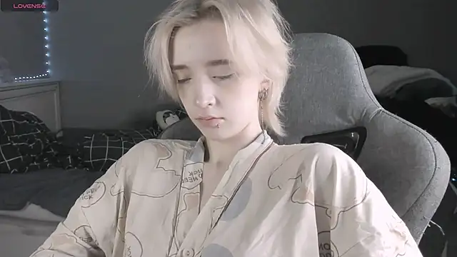 MelissaReis online show from March 14, 2026, 8:53 am