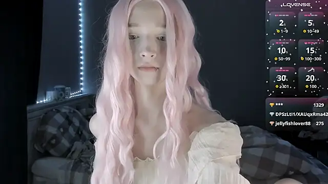 MelissaReis online show from October 21, 2025, 7:30 am