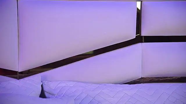 ambar rosse25 online show from January 8, 2026, 11:38 am