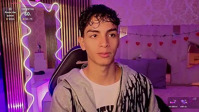 LIHIAN TAY online show from February 10, 2026, 4:00 am