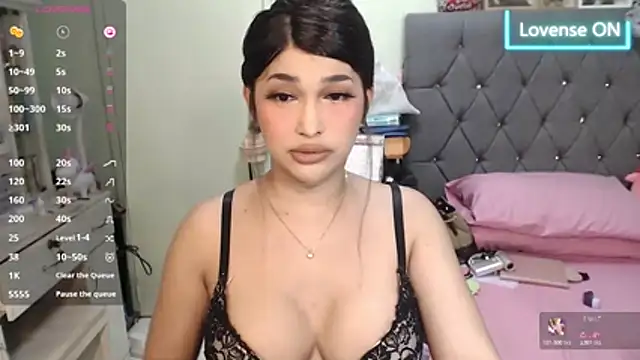 Snapshot of AltheaFoxxx chatting on January 13, 2026, 2:15 am AltheaFoxxx online show from January 13, 2026, 2:15 am