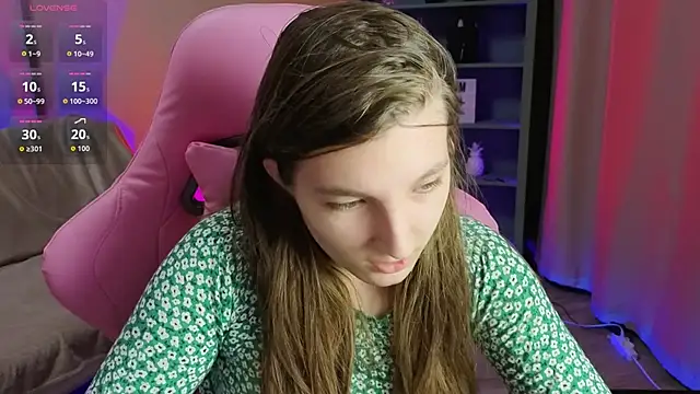 Mia Myles online show from November 12, 2025, 10:19 am