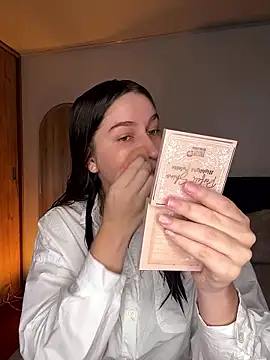 Snapshot of Agata_Holman chatting on January 15, 2026, 6:22 pm Agata Holman online show from January 15, 2026, 6:22 pm