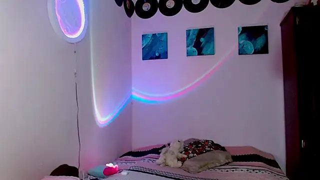 Snapshot of meghan_devil_ chatting on November 28, 2025, 4:45 am meghan devil online show from November 28, 2025, 4:45 am