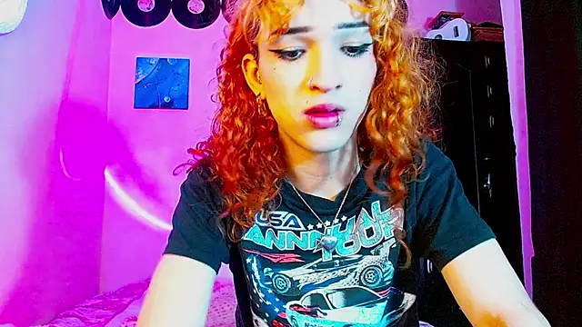 Snapshot of meghan_devil_ chatting on September 27, 2025, 12:28 am meghan devil online show from September 27, 2025, 12:28 am