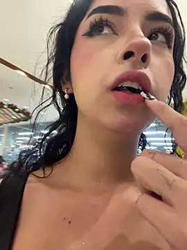 RosseMelody online show from October 27, 2025, 11:05 pm