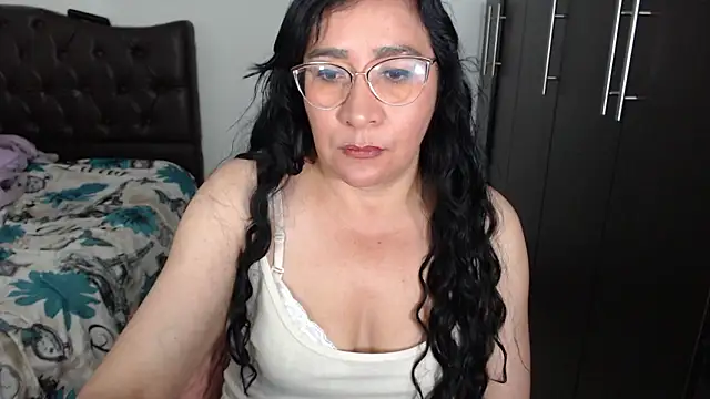 Grace mature milf online show from March 10, 2026, 10:25 pm