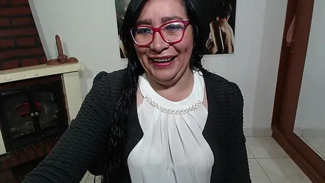 Grace mature milf online show from September 9, 2025, 10:36 am