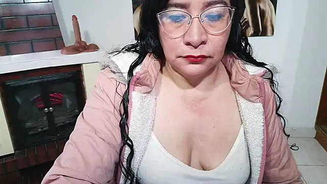 Grace mature milf online show from May 18, 2026, 11:48 am
