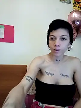 Snapshot of Paula_Alameda chatting on October 5, 2025, 9:44 am Paula Alameda online show from October 5, 2025, 9:44 am