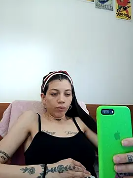 Snapshot of Paula_Alameda chatting on September 11, 2025, 8:09 pm Paula Alameda online show from September 11, 2025, 8:09 pm