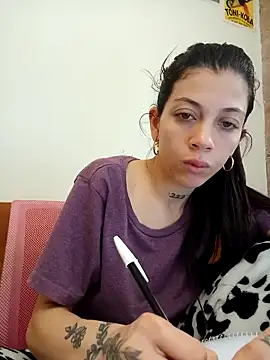 Snapshot of Paula_Alameda chatting on September 13, 2025, 1:22 pm Paula Alameda online show from September 13, 2025, 1:22 pm