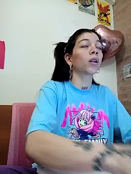 Snapshot of Paula_Alameda chatting on September 28, 2025, 9:49 am Paula Alameda online show from September 28, 2025, 9:49 am