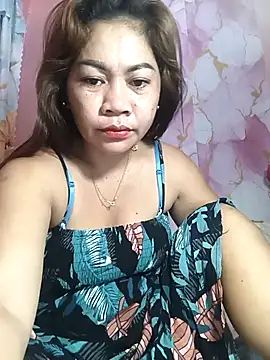 Snapshot of sexybitch_02 chatting on April 18, 2026, 9:48 pm sexybitch 02 online show from April 18, 2026, 9:48 pm