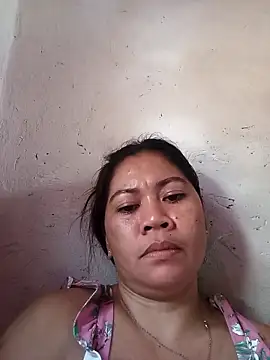 sexybitch 02 online show from December 17, 2025, 4:28 am