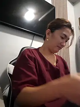 Snapshot of lustlushlady6 chatting on October 15, 2025, 10:18 pm lustlushlady6 online show from October 15, 2025, 10:18 pm