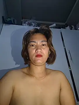 Snapshot of lustlushlady6 chatting on October 26, 2025, 9:37 pm lustlushlady6 online show from October 26, 2025, 9:37 pm