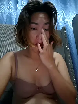 Snapshot of lustlushlady6 chatting on October 28, 2025, 9:14 pm lustlushlady6 online show from October 28, 2025, 9:14 pm