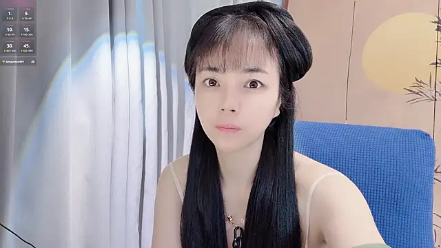 xinxin520-baby online show from June 18, 2026, 12:20 am