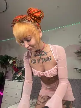 Lets Fun online show from October 9, 2025, 10:10 pm