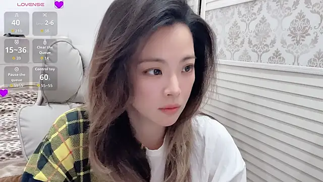 Holiland online show from January 11, 2026, 2:07 am