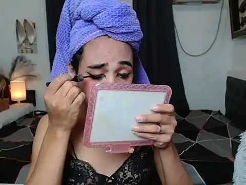 Snapshot of SheraCock chatting on October 12, 2025, 2:02 am SheraCock online show from October 12, 2025, 2:02 am