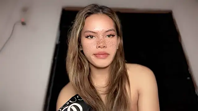 serpenthena goddess online show from November 25, 2025, 10:48 am