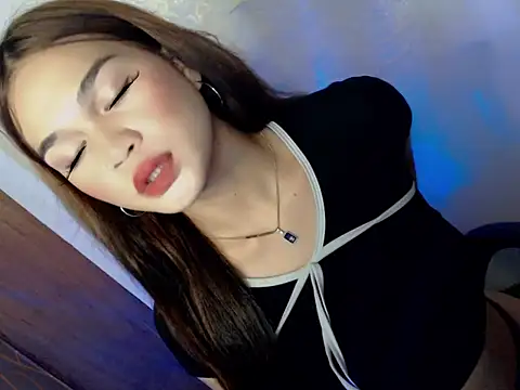 Snapshot of Ur_kathelena chatting on November 20, 2025, 12:39 pm Ur kathelena online show from November 20, 2025, 12:39 pm