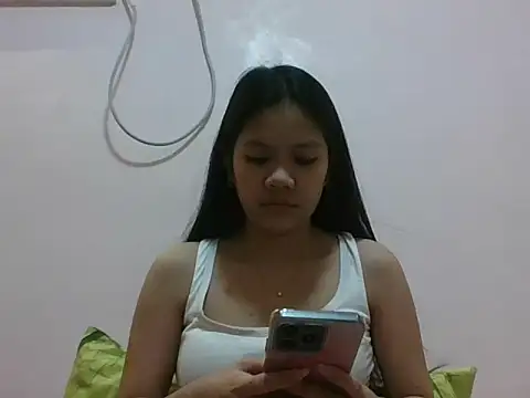 Snapshot of sweetcherry23 chatting on February 20, 2026, 1:24 am sweetcherry23 online show from February 20, 2026, 1:24 am