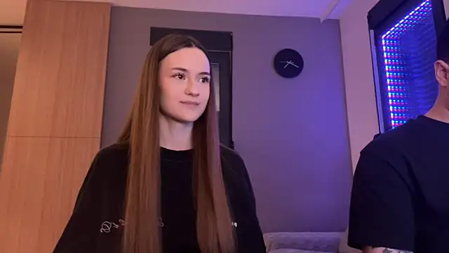 Snapshot of TenDouble chatting on November 24, 2025, 9:48 pm TenDouble online show from November 24, 2025, 9:48 pm