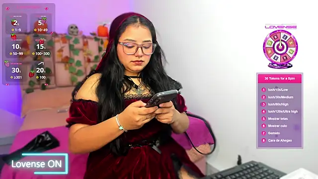 Snapshot of SofiDoll_cg chatting on October 31, 2025, 12:35 pm SofiDoll cg online show from October 31, 2025, 12:35 pm